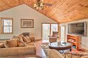 11 Shirley Drive sold home in Maggie Valley, SC