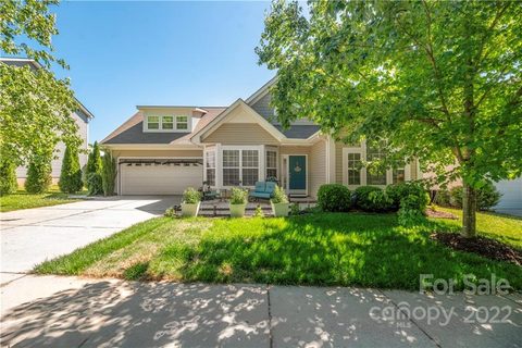 5342 Colonial Garden Drive