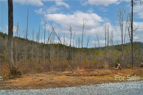 134 South Fork Trail sold lot in Whisper Hills, Lake Toxaway, NC