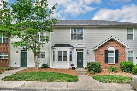 3712 Melrose Cottage Drive