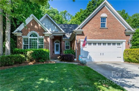 2131 Eskridge Terrace sold home in Mill Creek Falls, Lake Wylie, SC