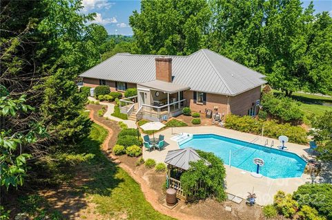 3957 Heatherbrook Trail sold home in Heatherbrook, Vale, NC