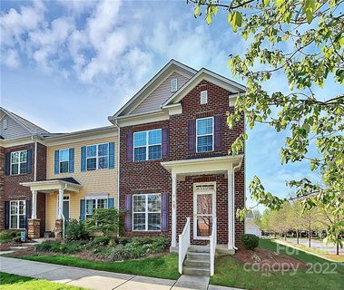 13947 Waverton Lane