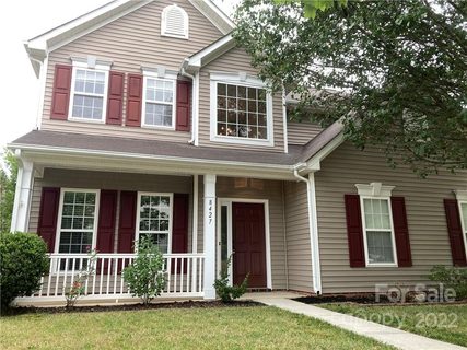 8427 Rolling Meadows Lane sold home in Stonegate Farms, Huntersville, NC