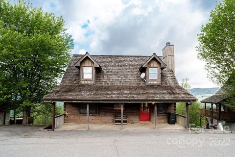 31 Scenic Wolf Drive sold home in Scenic Wolf Resort, Mars Hill, NC