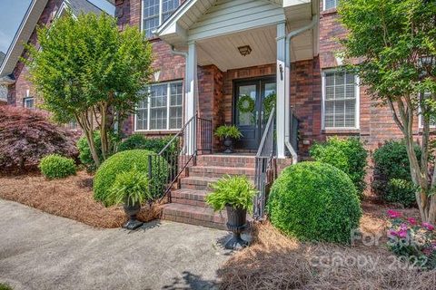 3748 Tea Olive Road