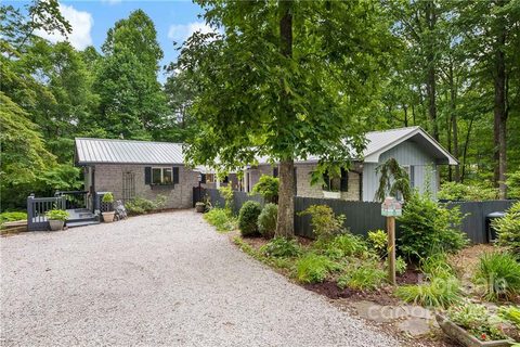 14 Spring Road