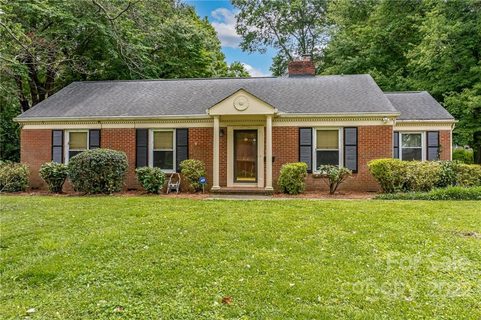 812 Fairbanks Road