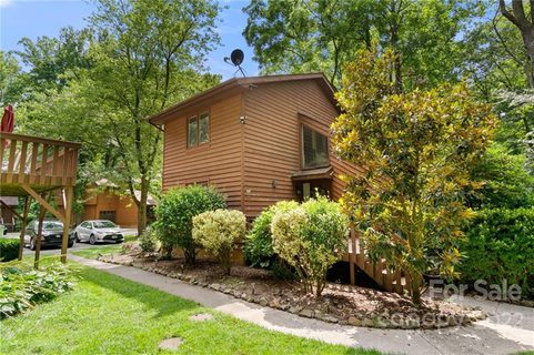 107 N Garden Court