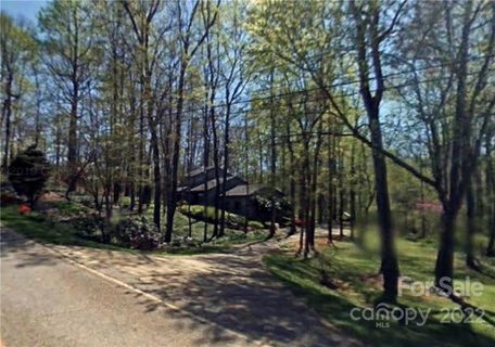 1588 Fairway Drive sold home in Fairway Acres, Newton, NC