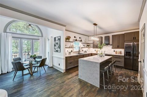 4920 Old Fox Trail