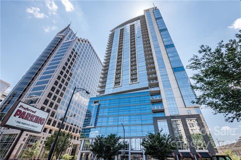 333 W Trade Street
