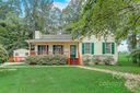 326 Lake Circle Drive sold home in Hendersonville, SC