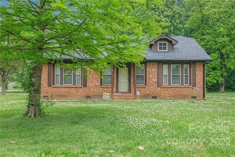 4401 Lake Road