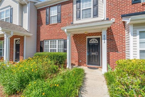 8042 Stoneham Court