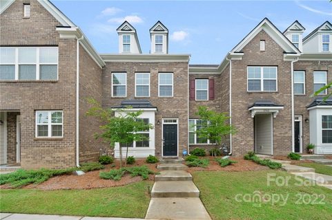 Previously sold for $405,000