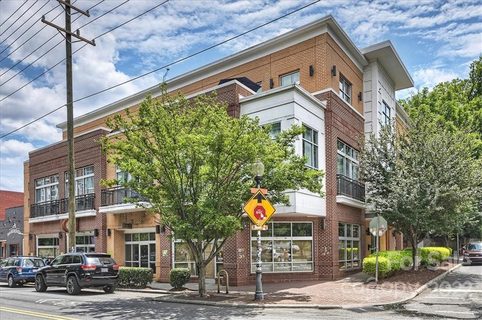 529 E 34th Street 306