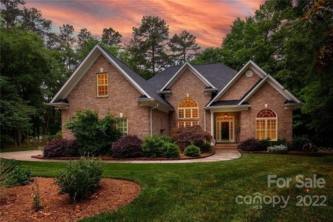 11248 Home Place Lane sold home in Hidden Forest, Mint Hill, NC