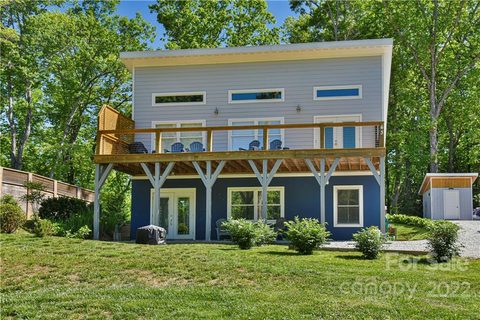 43 South Slope Lane sold home in Jacks Mountain Preserve, Old Fort, NC