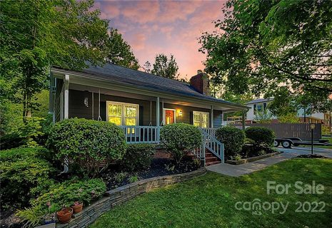 2312 Applegate Drive