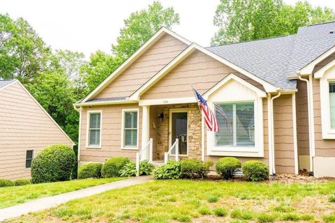 188 39th Avenue Court sold townhome in Cedar Grove, Hickory, NC