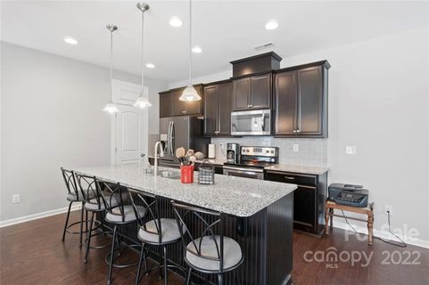 6814 Berewick Commons Parkway