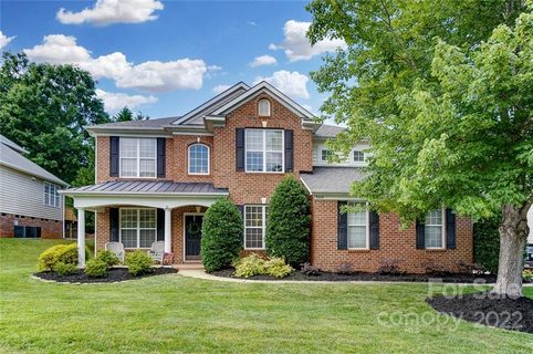 8210 Avanti Drive sold home in Providence Glen, Waxhaw, NC