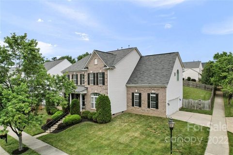 3823 Laurel Berry Lane