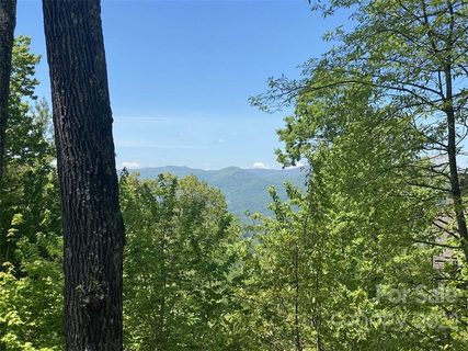10 Stoney Falls Loop 4-104