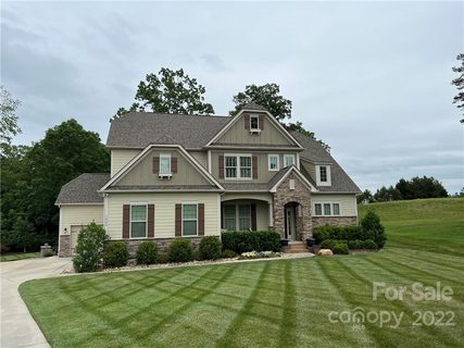 1002 Freeport Drive