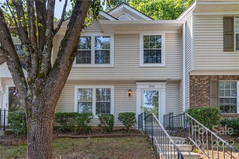 1352 Maple Shade Lane