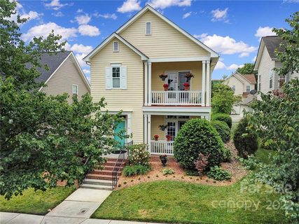 118 E Decatur Avenue