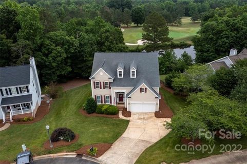 Previously sold for $619,900
