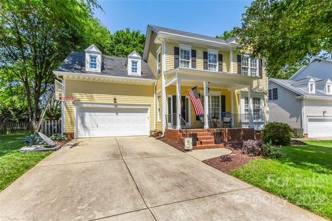 8423 Sandowne Lane