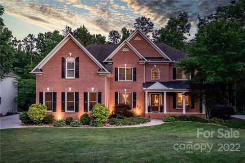 5407 Silver Creek Drive