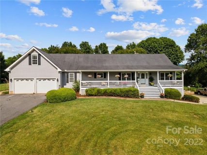 8 Candy Tuft Lane sold home in Kimberly Hills, Weaverville, NC