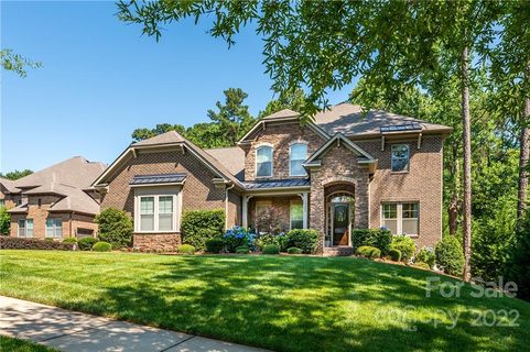 15304 Wyndham Oaks Drive sold home in Wyndham Oaks, Charlotte, NC