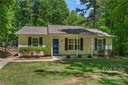 225 Creek View Road sold home in Mooresville, SC