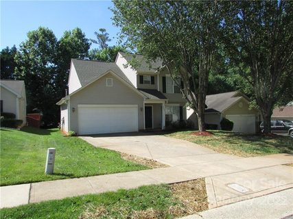 5008 Deerton Road sold home in Edgefield, Charlotte, NC