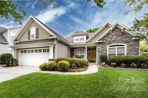 1612 Privette Road sold home in Squirrel Lake Village, Matthews, NC