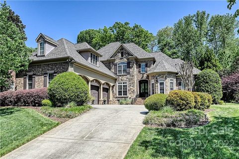 7008 Camrose Crossing Lane