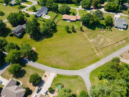 115 Starmount Drive