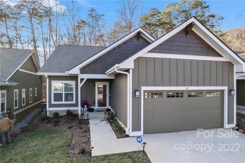 25 Cozy Cottage Way 10