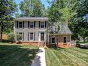 5019 Crooked Oak Lane sold home in Charlotte, SC