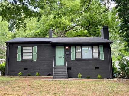 Previously sold for $305,000