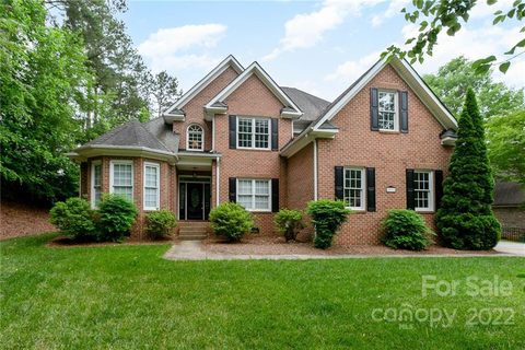 8032 Turnberry Lane sold home in Cowans Ford Park, Stanley, NC