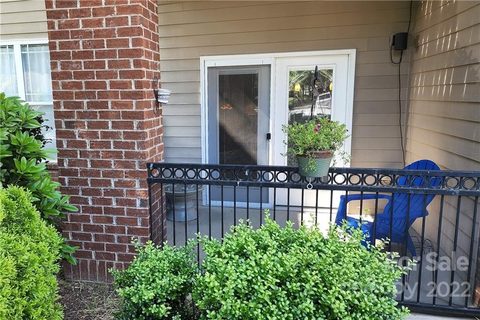 234 Brickton Village Circle 105