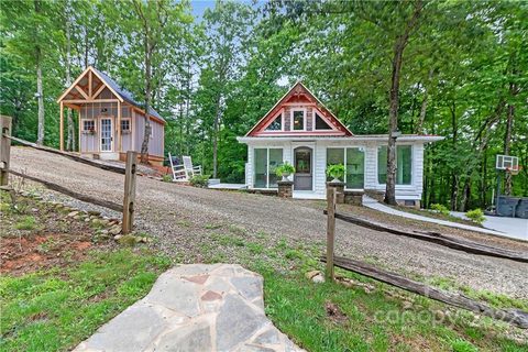 132 Bearbottom Trail