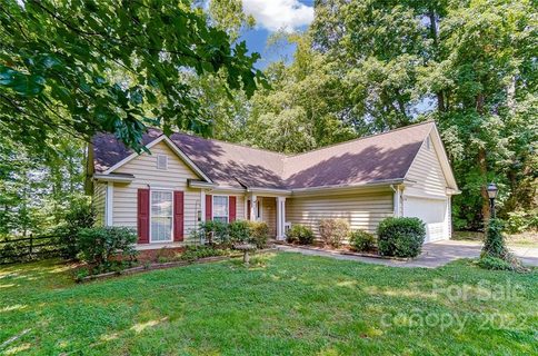 7052 Hunters Bluff Drive 38