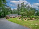 511 Fenwick Court sold home in Hendersonville, SC